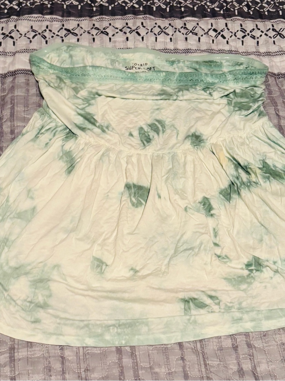 torrid Mint Green and Cream Tie-Dye Tube Top